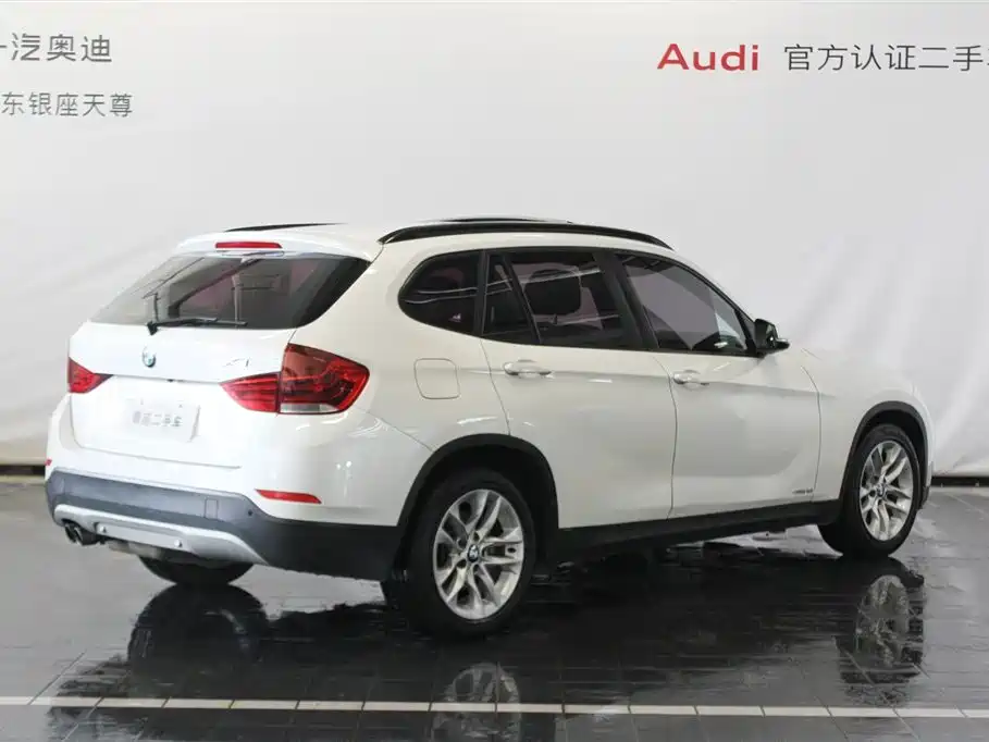 BMW X1 2015 — фото 5