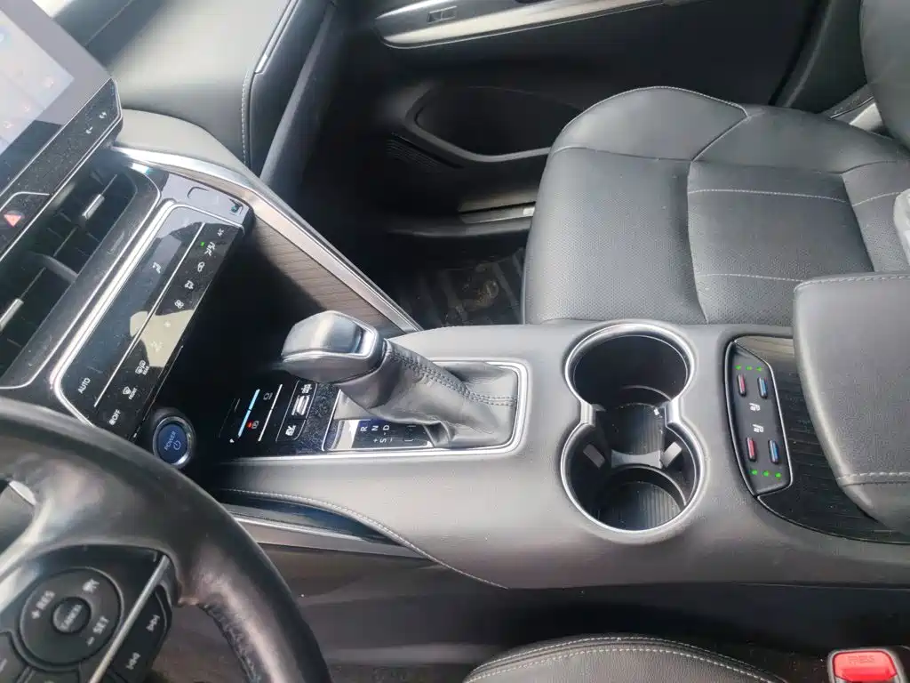 Toyota Harrier 2021 — фото 13