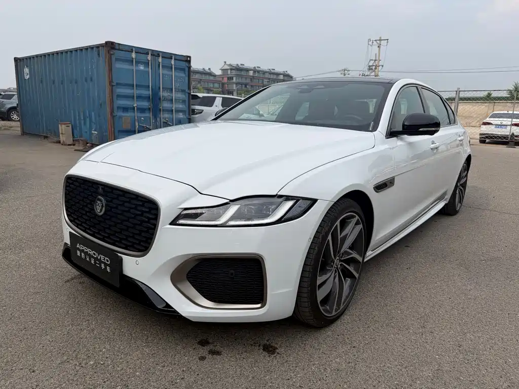 Jaguar XFL 2024