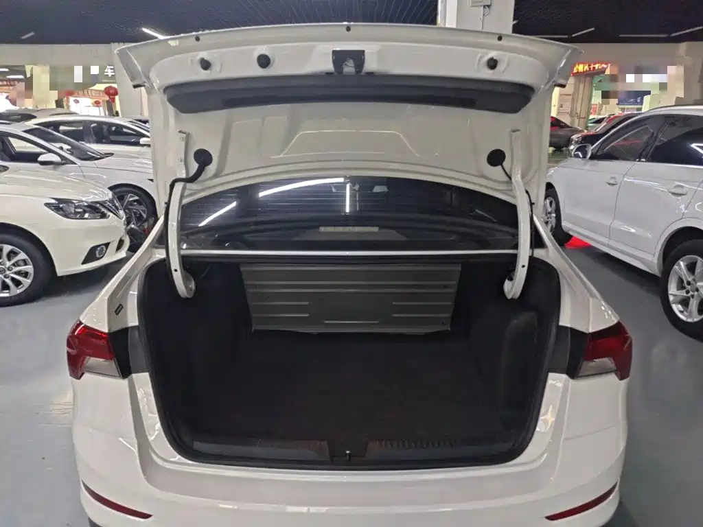 Skoda Rapid 2020 — фото 19