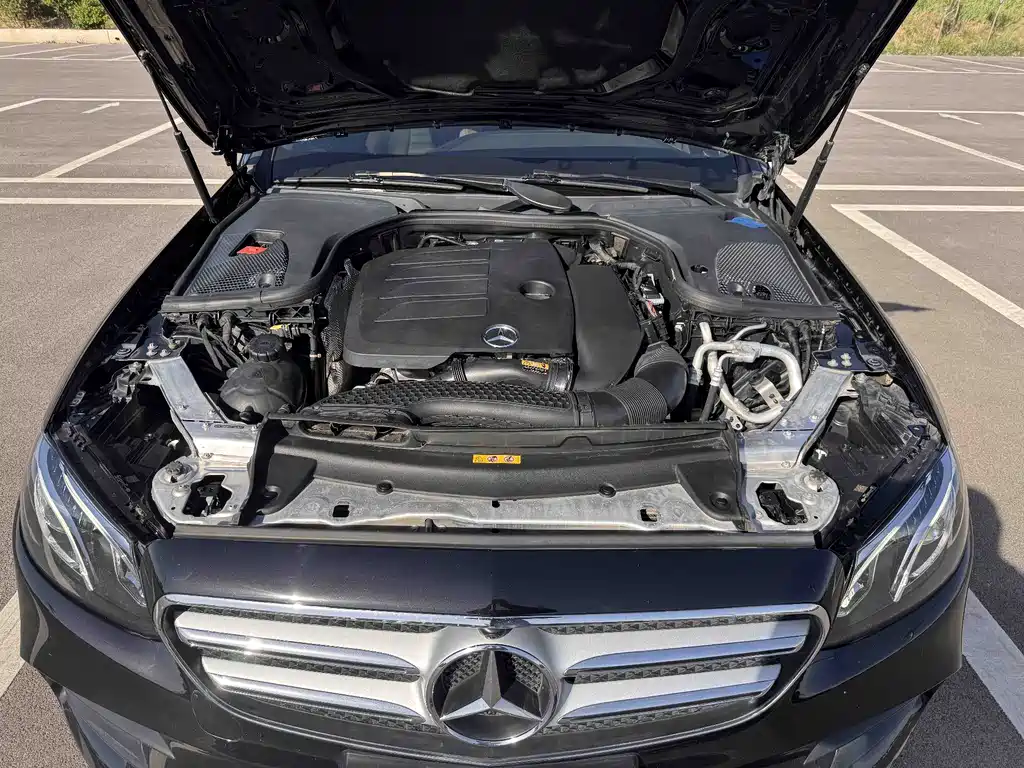 Mercedes-Benz E-Class 2019 — фото 8