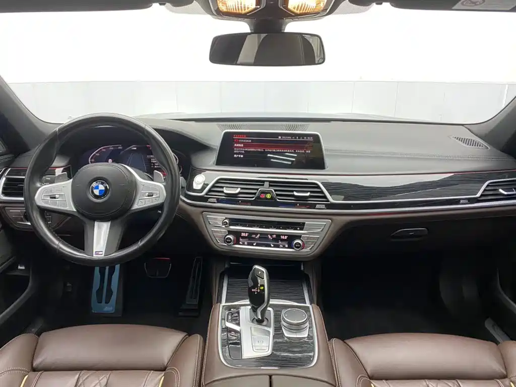 BMW 7 Series 2022 — фото 13