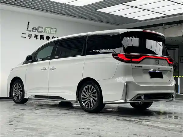 GAC Trumpchi M8 2021