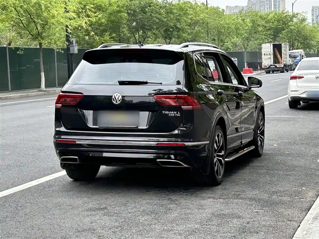 Volkswagen Tiguan L 2020 — фото 24