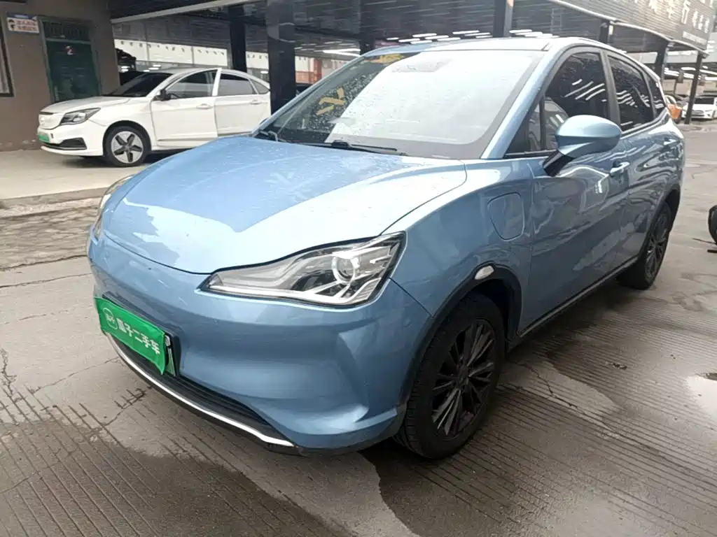 Neta V 2022