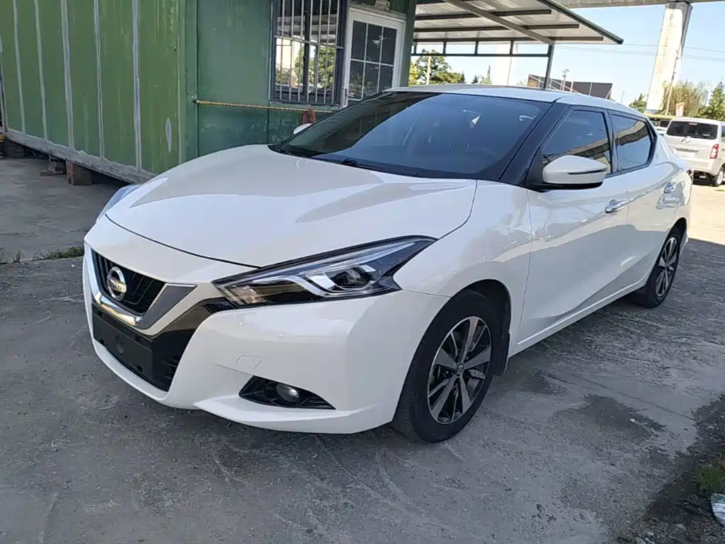 Nissan Bluebird 2020 — фото 1