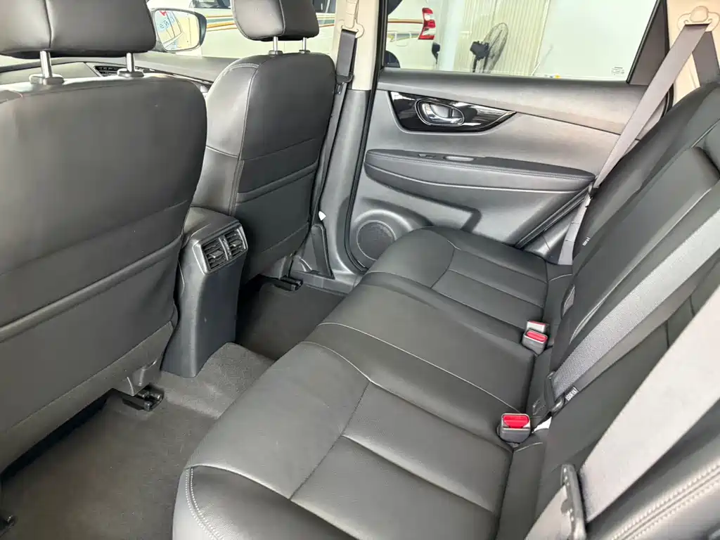 Nissan X-Trail 2023 — фото 10