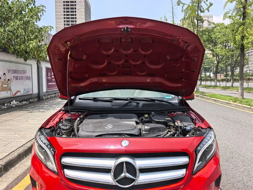 Mercedes-Benz GLA 2015 — фото 13