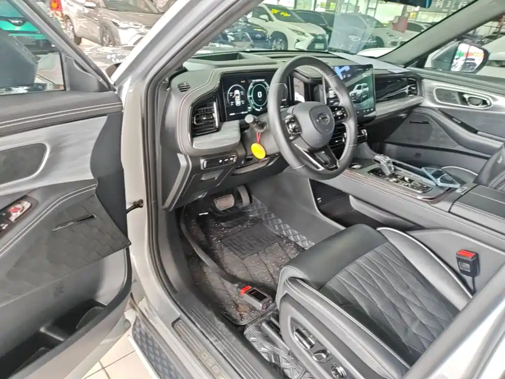 GAC Motor Trumpchi GS8 2022 — фото 16