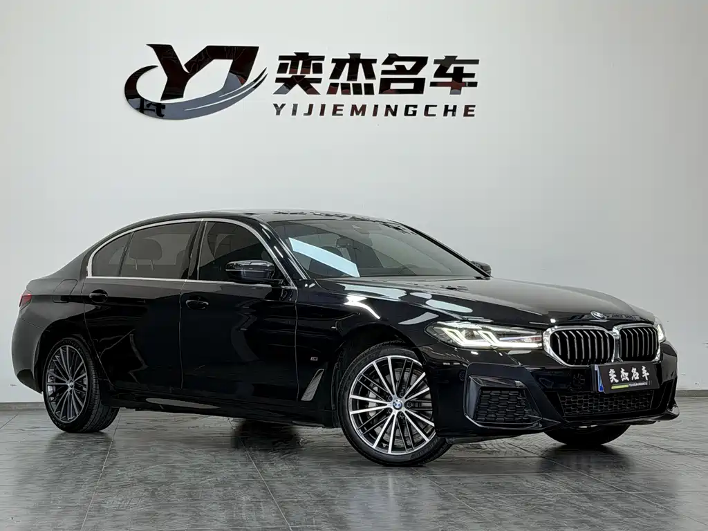 BMW 5 Series 2022