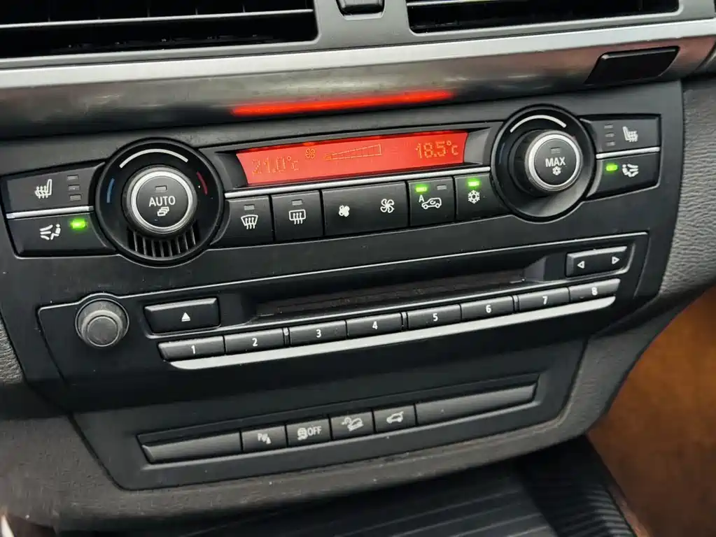 BMW X5 2014 — фото 14
