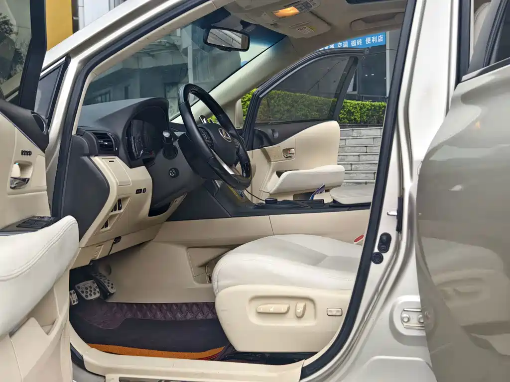 Lexus RX Classic 2015 — фото 12