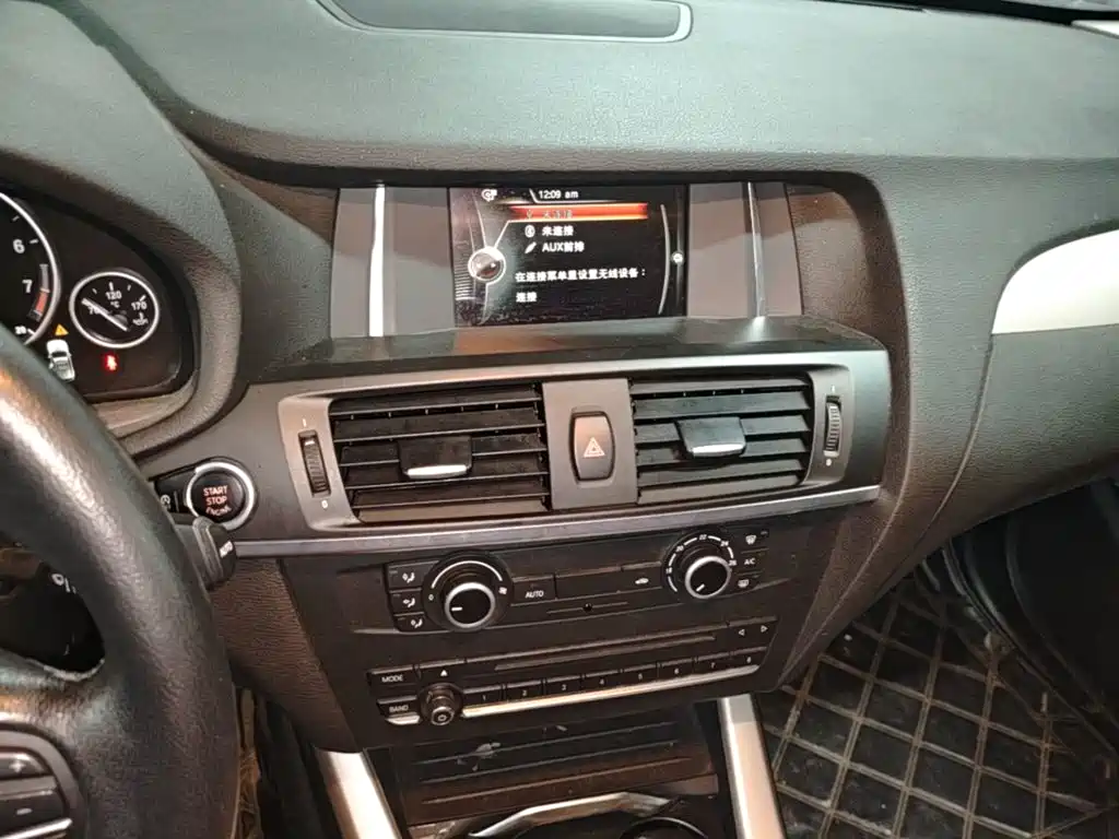 BMW X3 2016 — фото 13