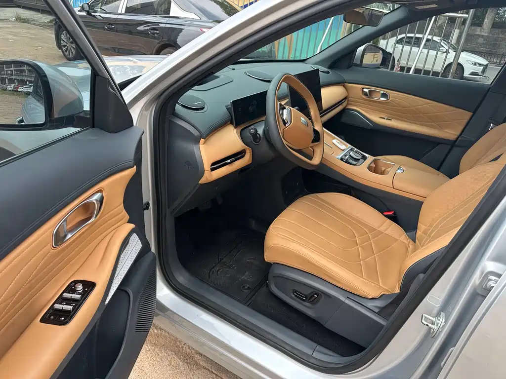 Geely Galaxy Starship 7 2024 — фото 15