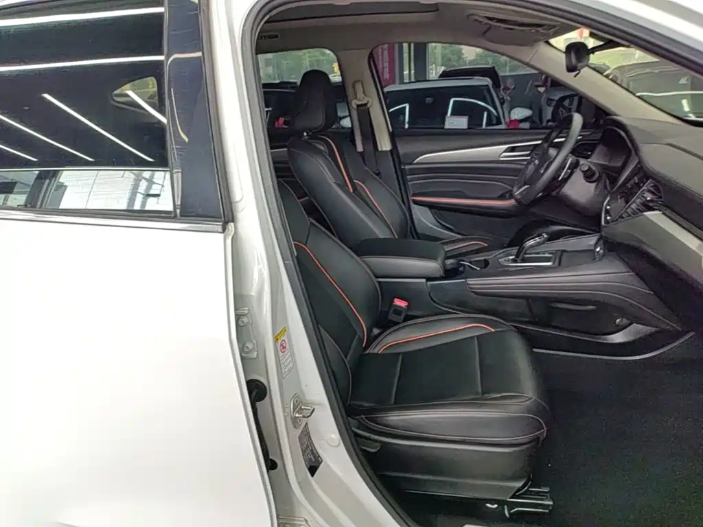 Haval F7 2021 — фото 25
