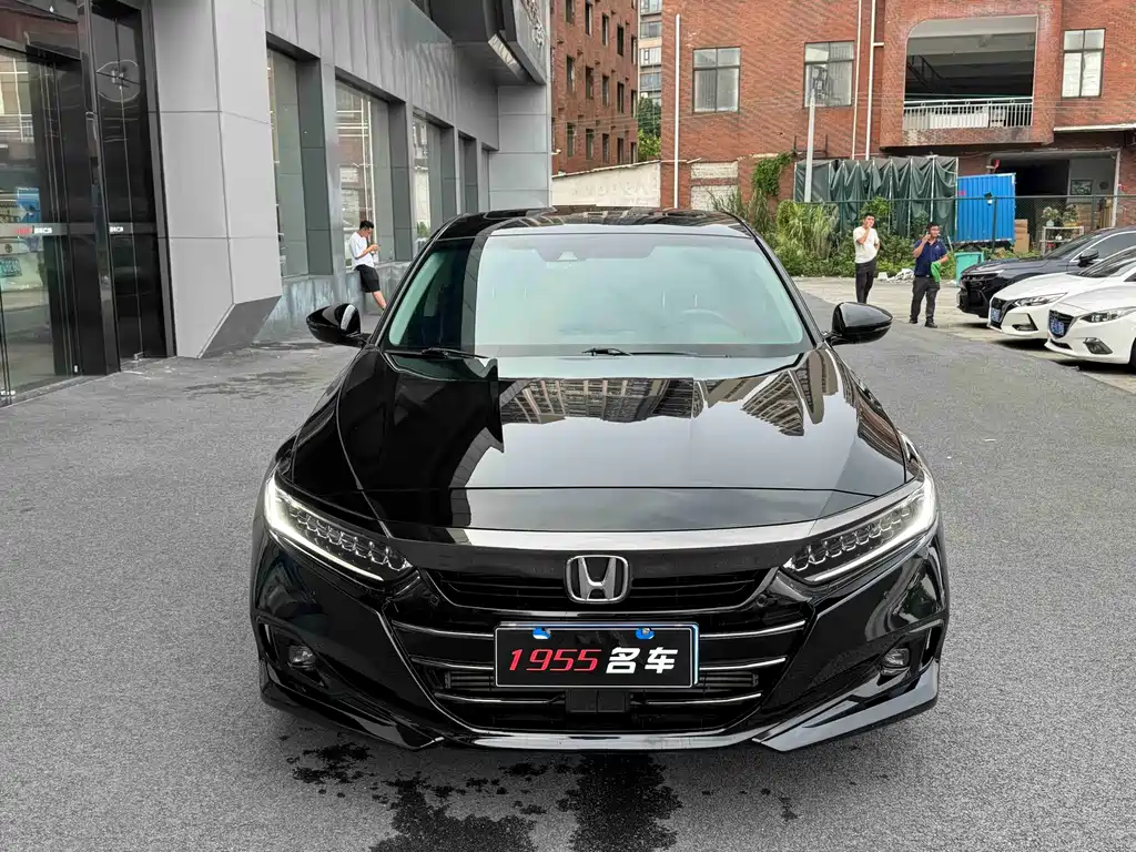 Honda Accord 2022 — фото 2