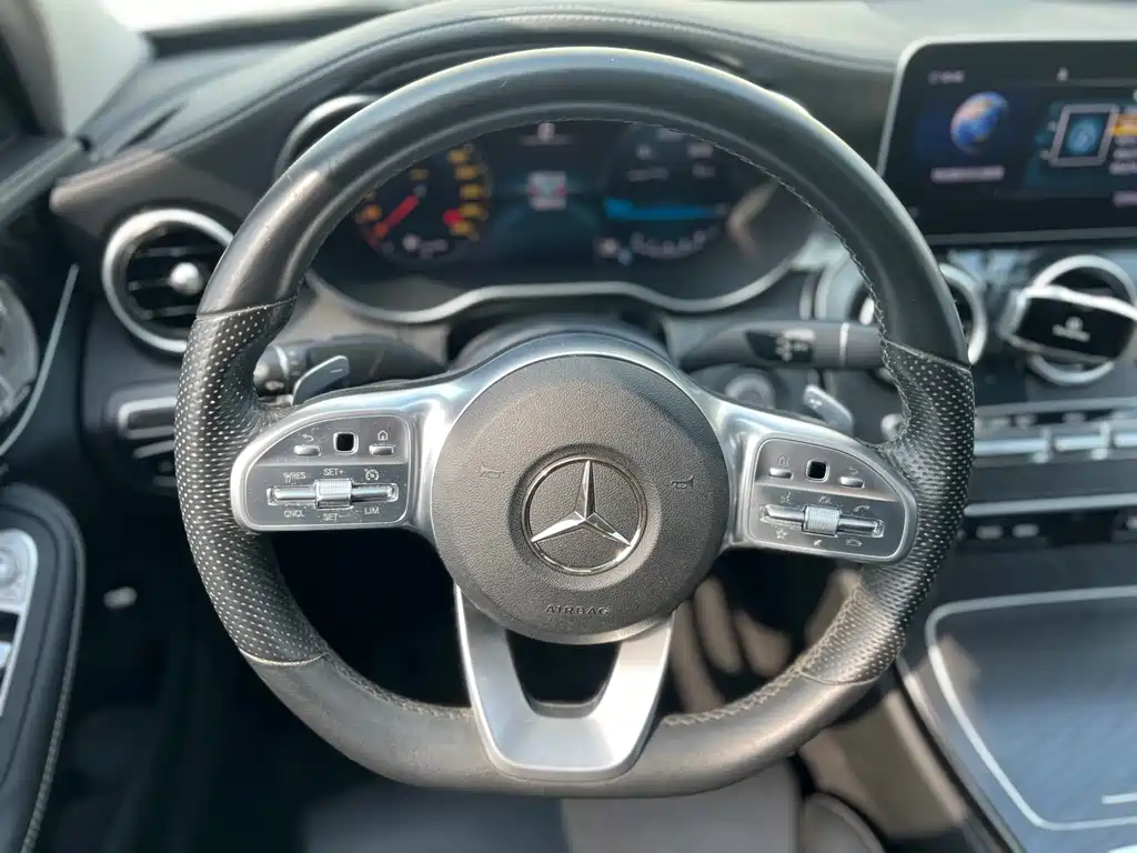 Mercedes-Benz C-Class 2020 — фото 6