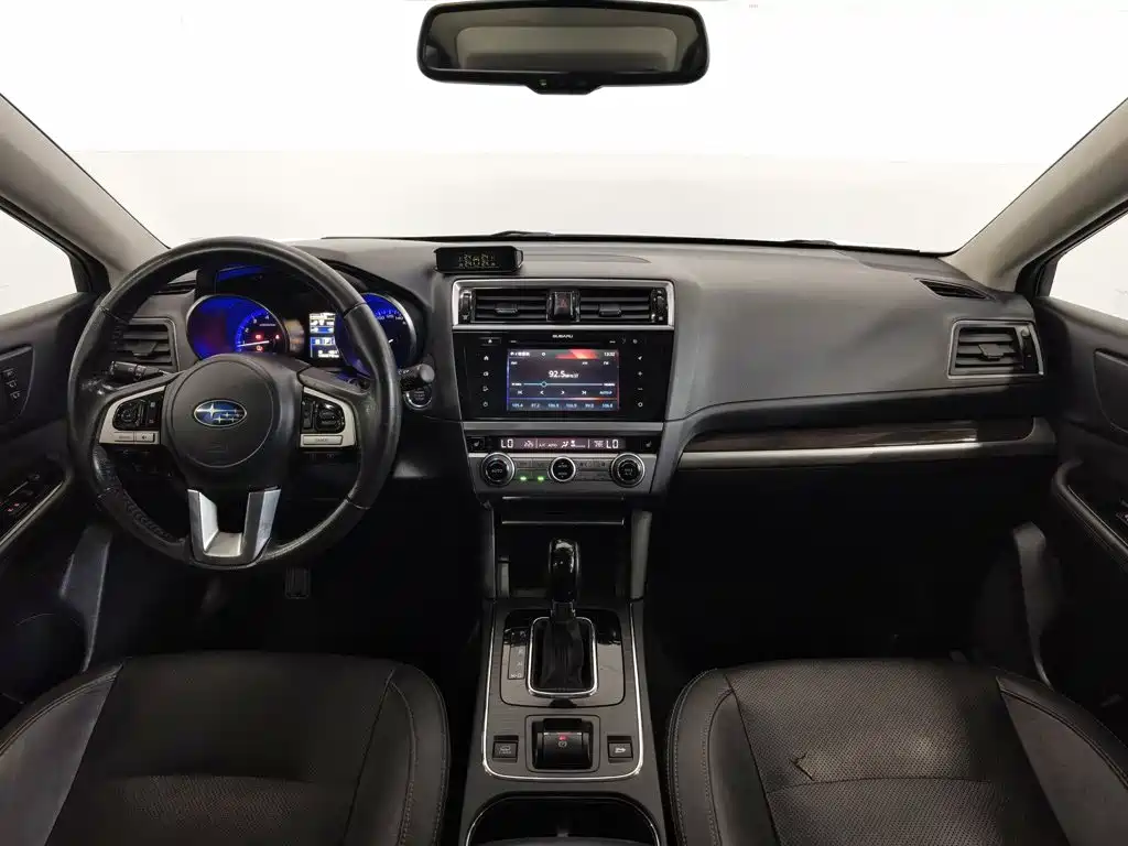 Subaru Outback 2015 — фото 5