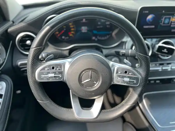 Mercedes-Benz C-Class 2020