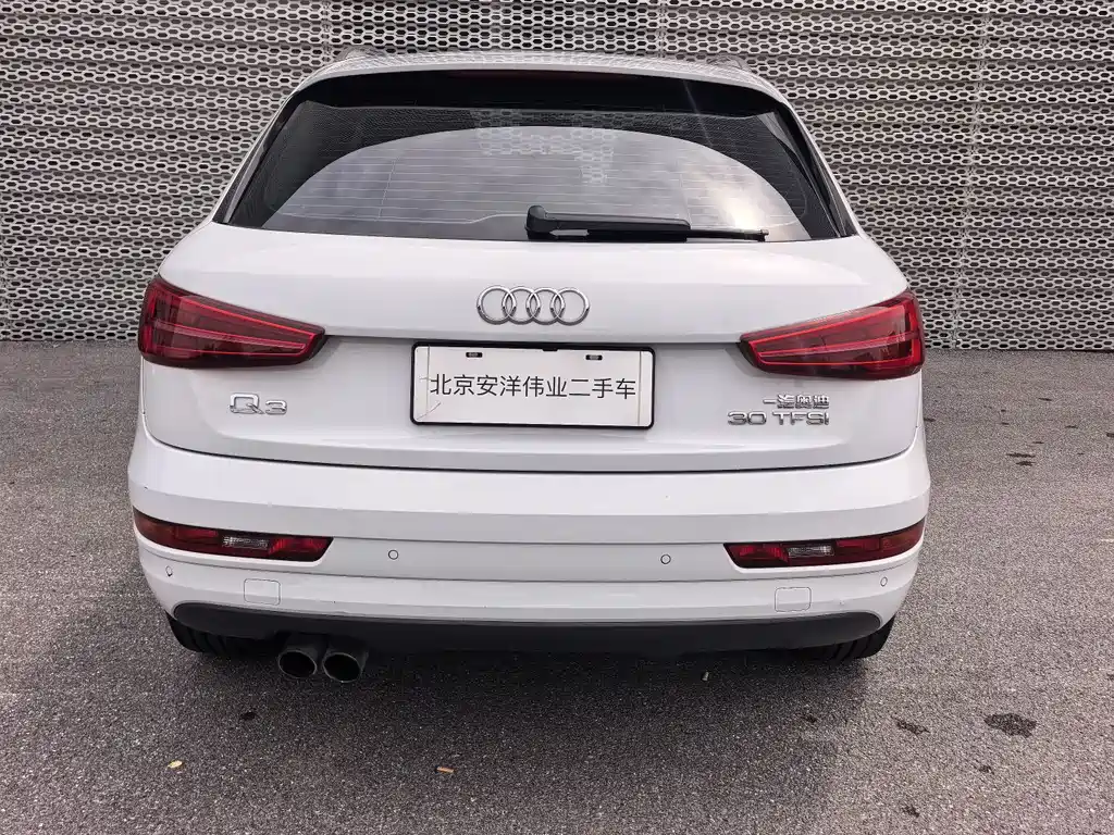 Audi Q3 2017 — фото 9