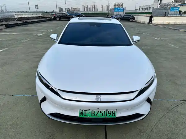 BYD Han 2023