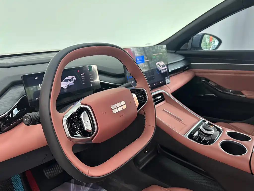 Geely Galaxy L6 2026 — фото 16