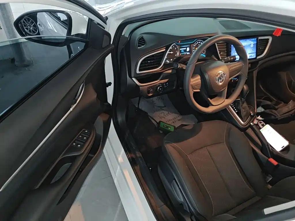 Buick Excelle GT 2021 — фото 16