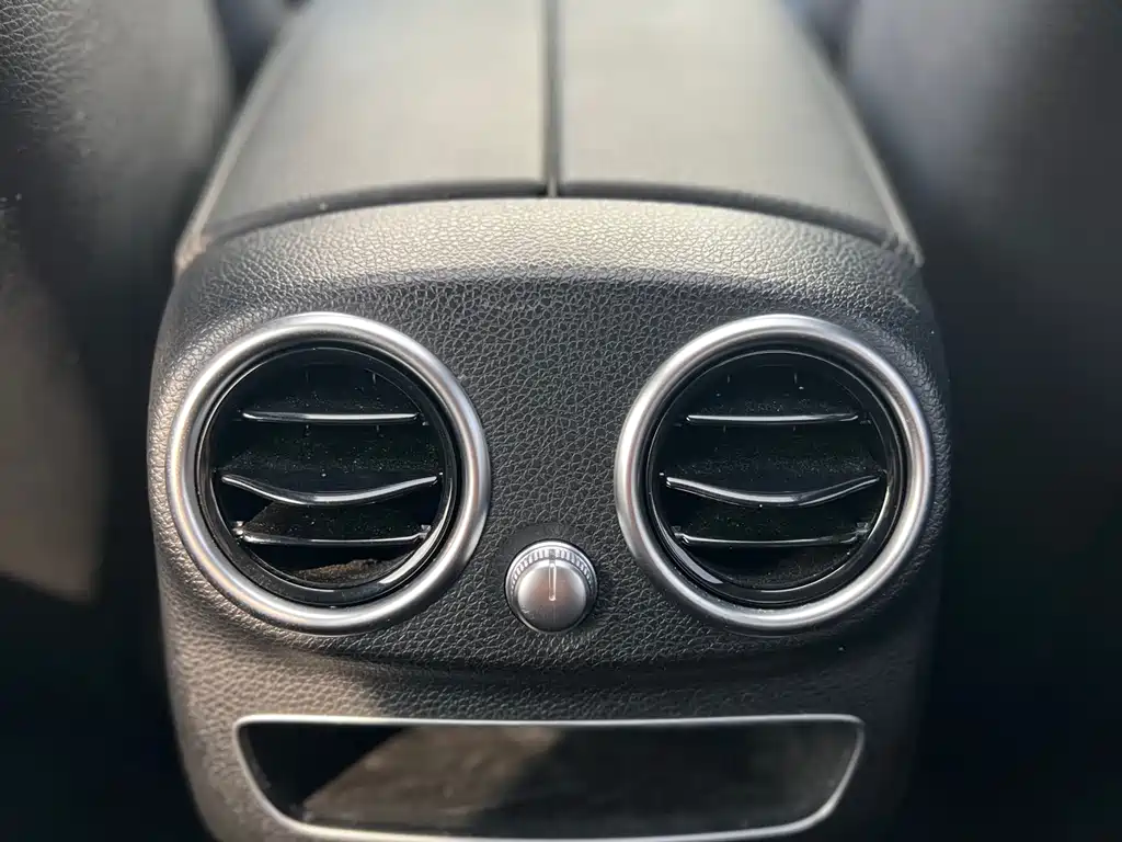 Mercedes-Benz C-Class 2020 — фото 15