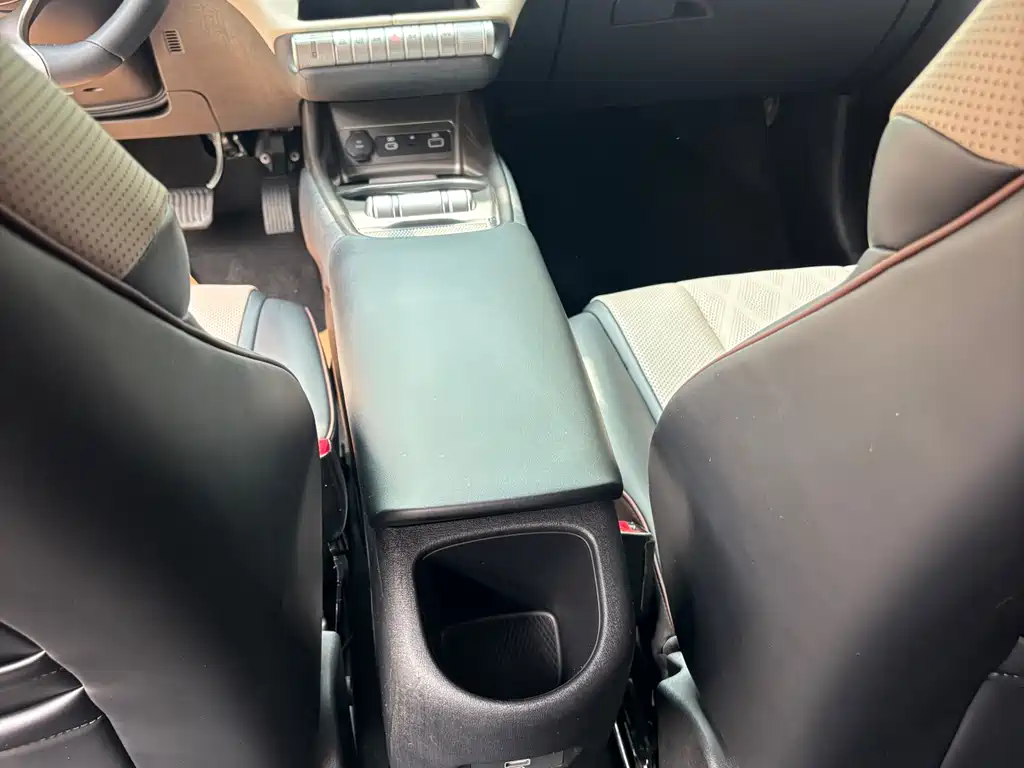 BYD Dolphin 2025 — фото 13