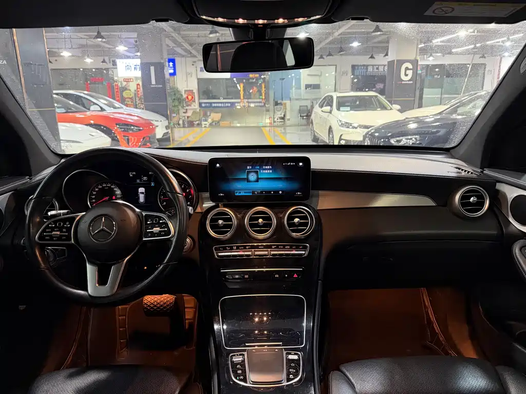 Mercedes-Benz GLC 2020 — фото 14