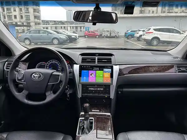 Toyota Camry 2016