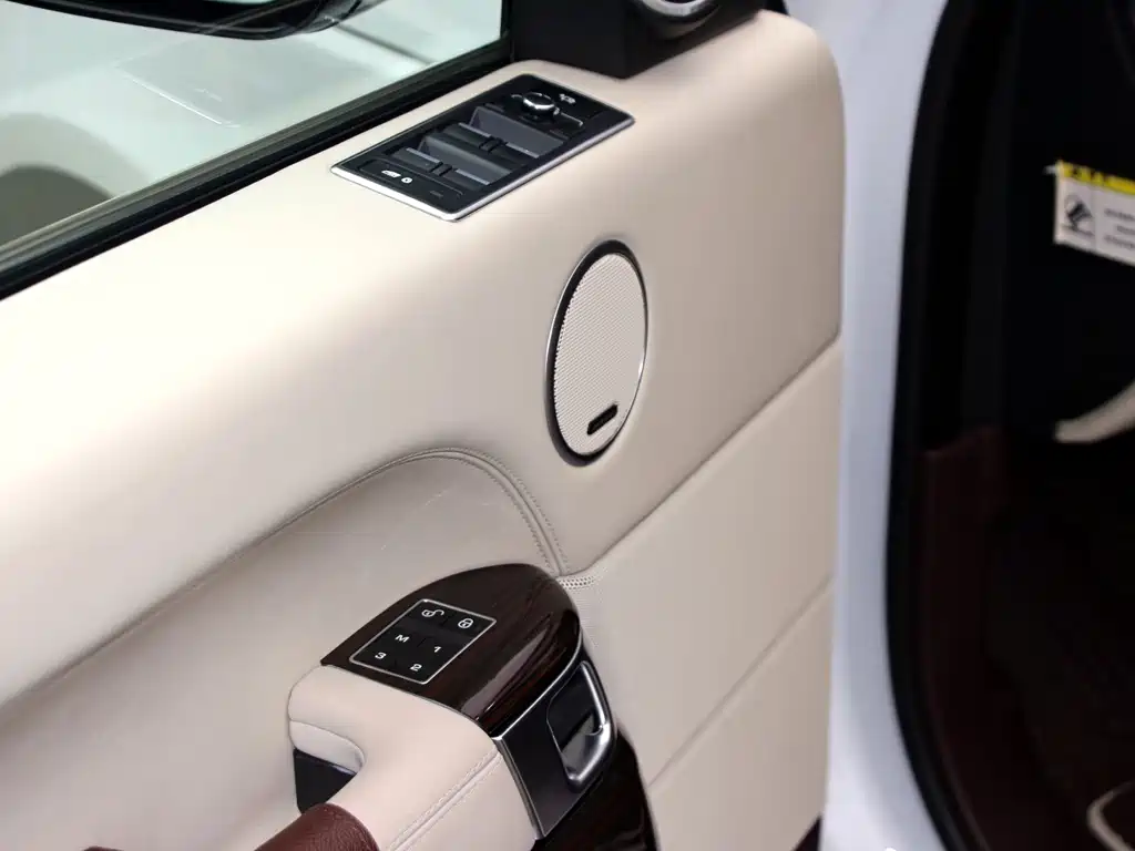 Land Rover Range Rover 2015 — фото 6