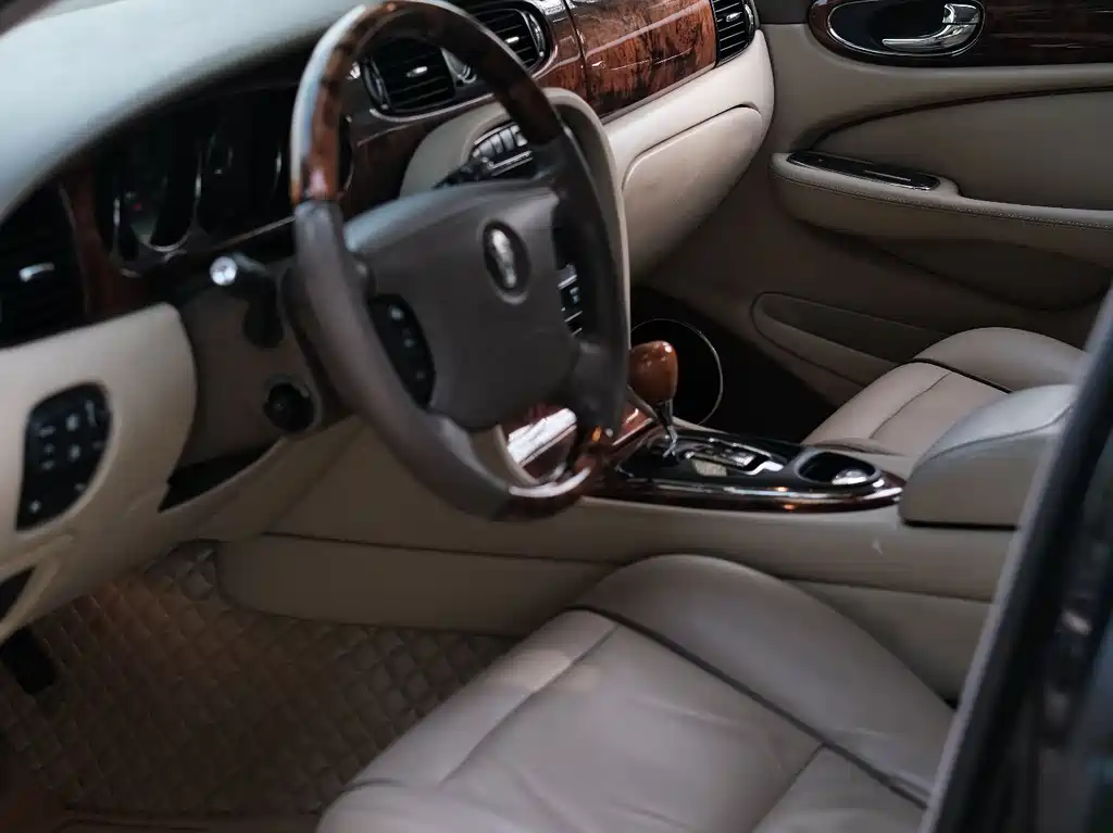 Jaguar XJ 2007 — фото 10