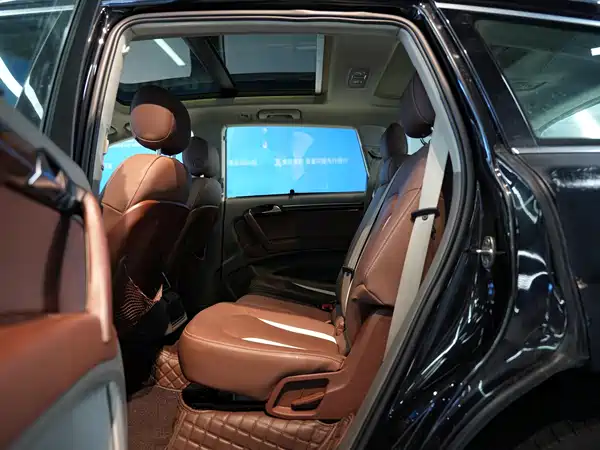 Audi Q7 2011