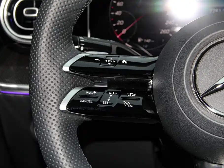 Mercedes-Benz C-Class 2026 — фото 20