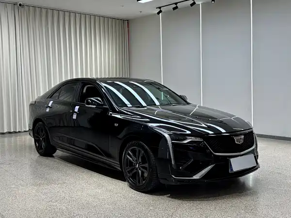 Cadillac CT4 2023
