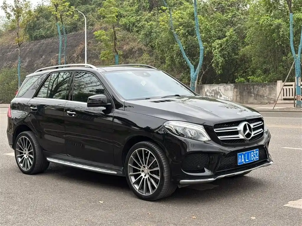 Mercedes-Benz GLE 2017 — фото 3
