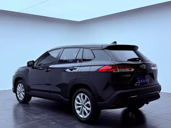 Toyota Frontlander 2023