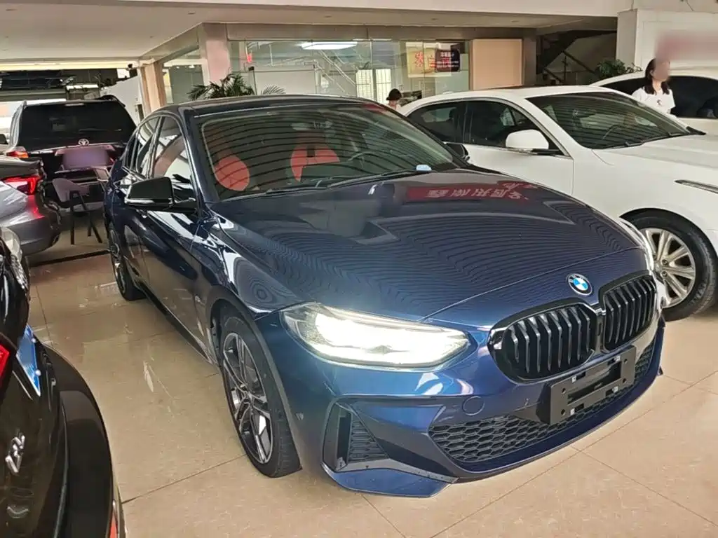 BMW 1 Series 2021