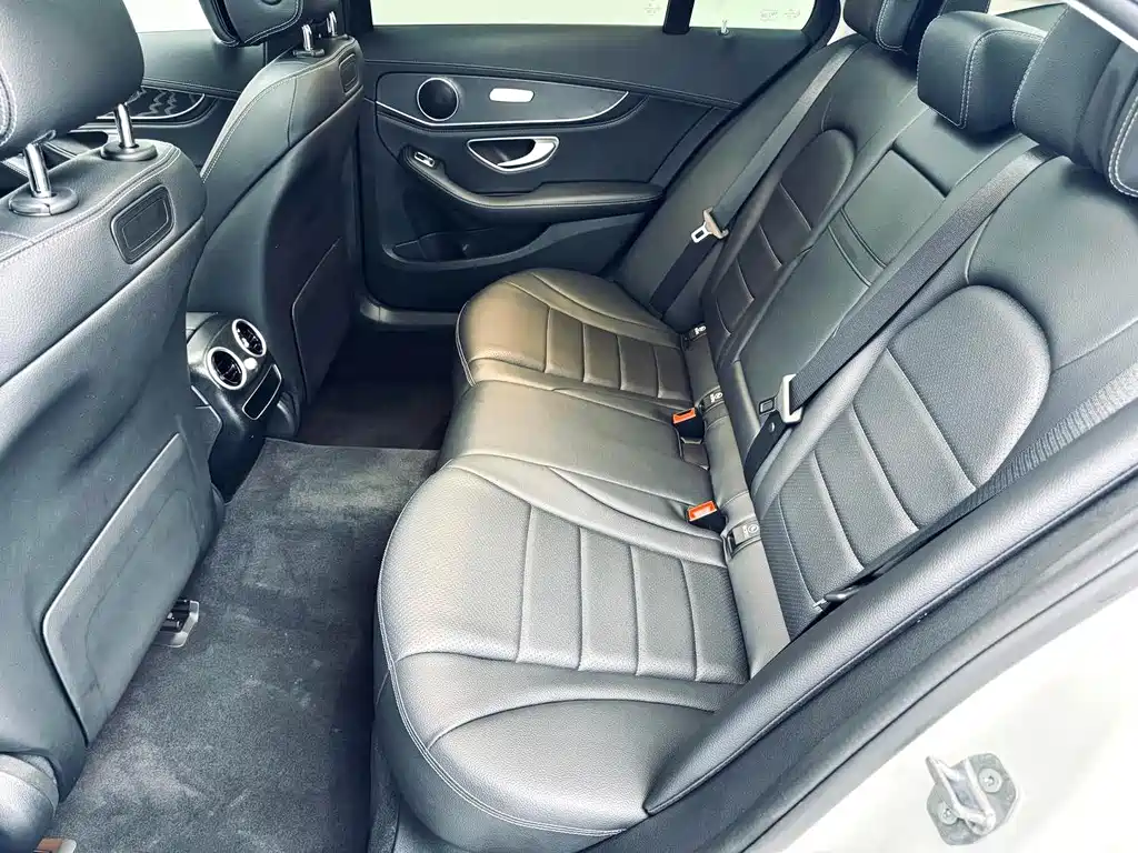 Mercedes-Benz C-Class 2019 — фото 14