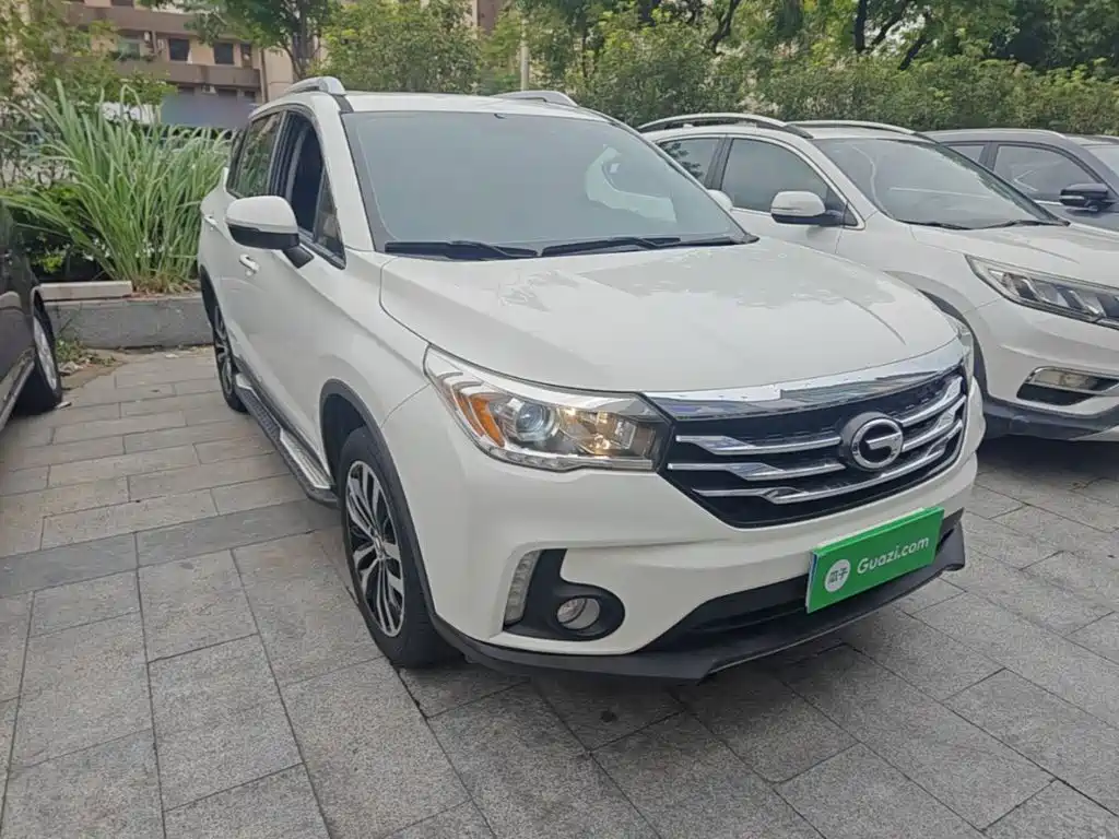 GAC Motor Trumpchi GS4 2016 — фото 4