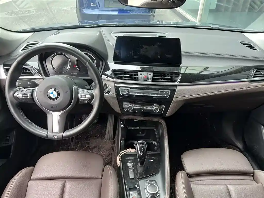BMW X2 2022 — фото 9