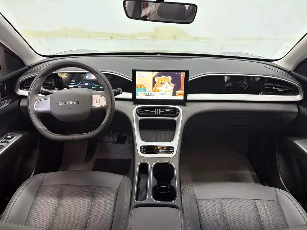 Geely Galaxy Starwish 2025 — фото 11