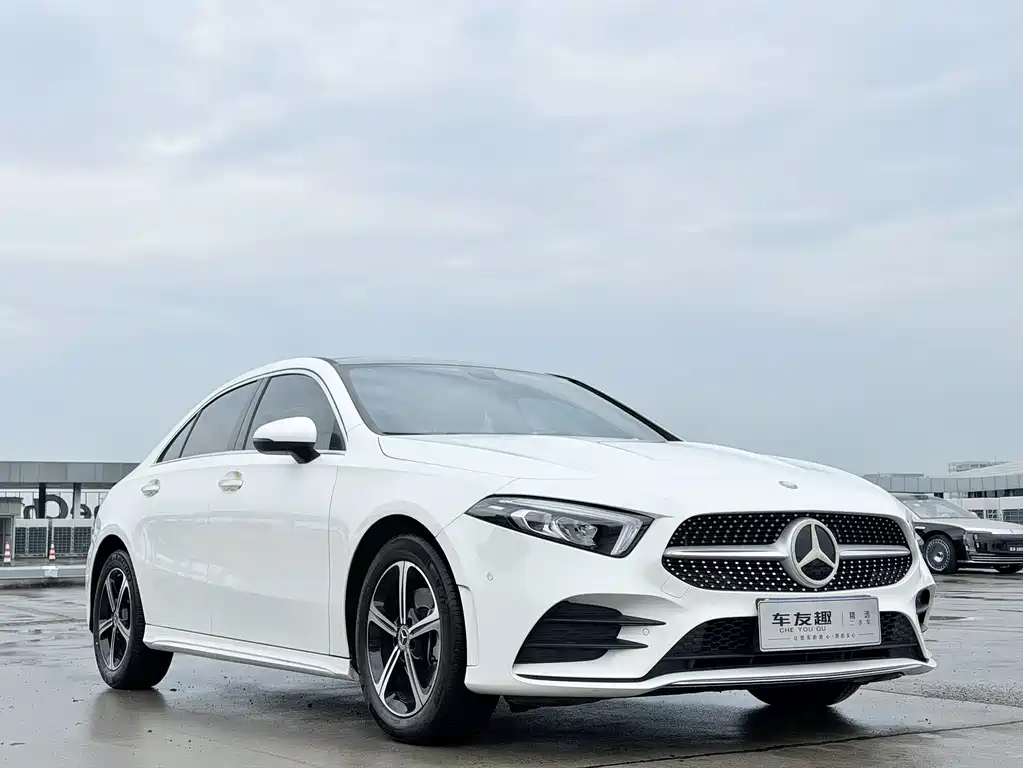 Mercedes-Benz A-Class 2022 — фото 3