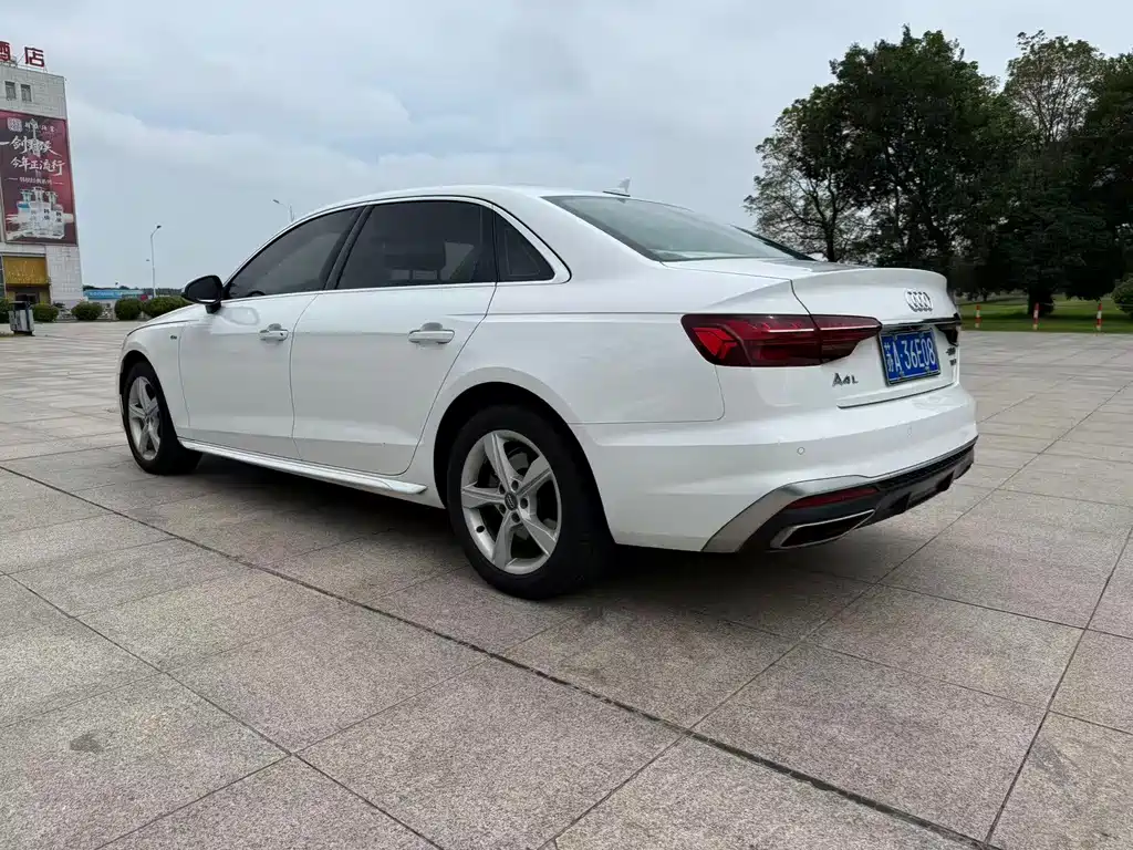Audi A4L 2020 — фото 9
