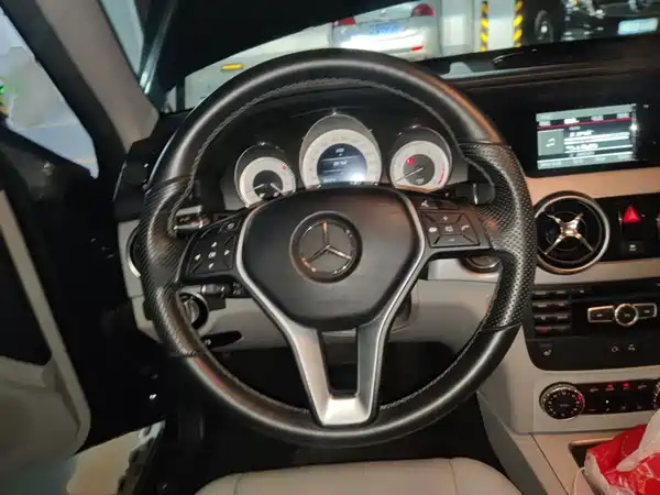 Mercedes-Benz GLK-Class 2013