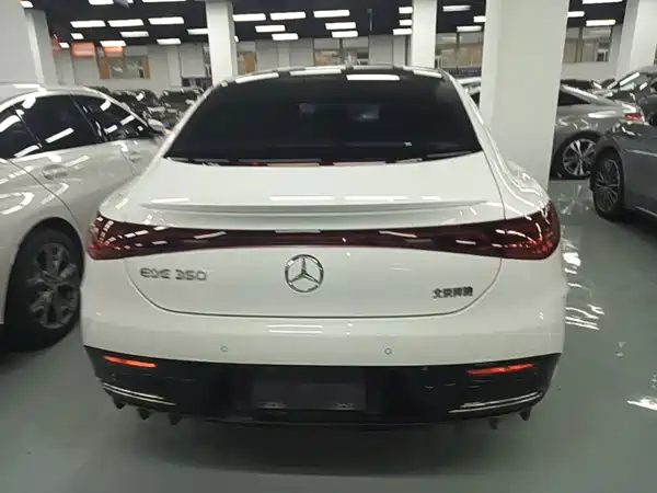Mercedes-Benz EQE 2023