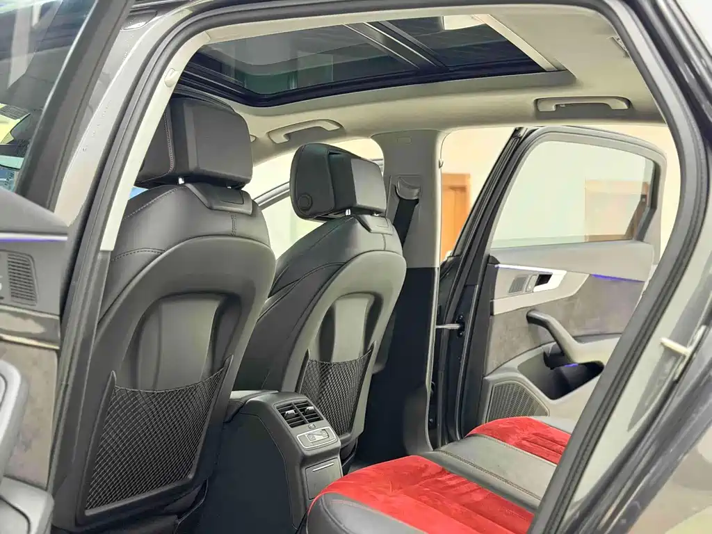 Audi A4L 2021