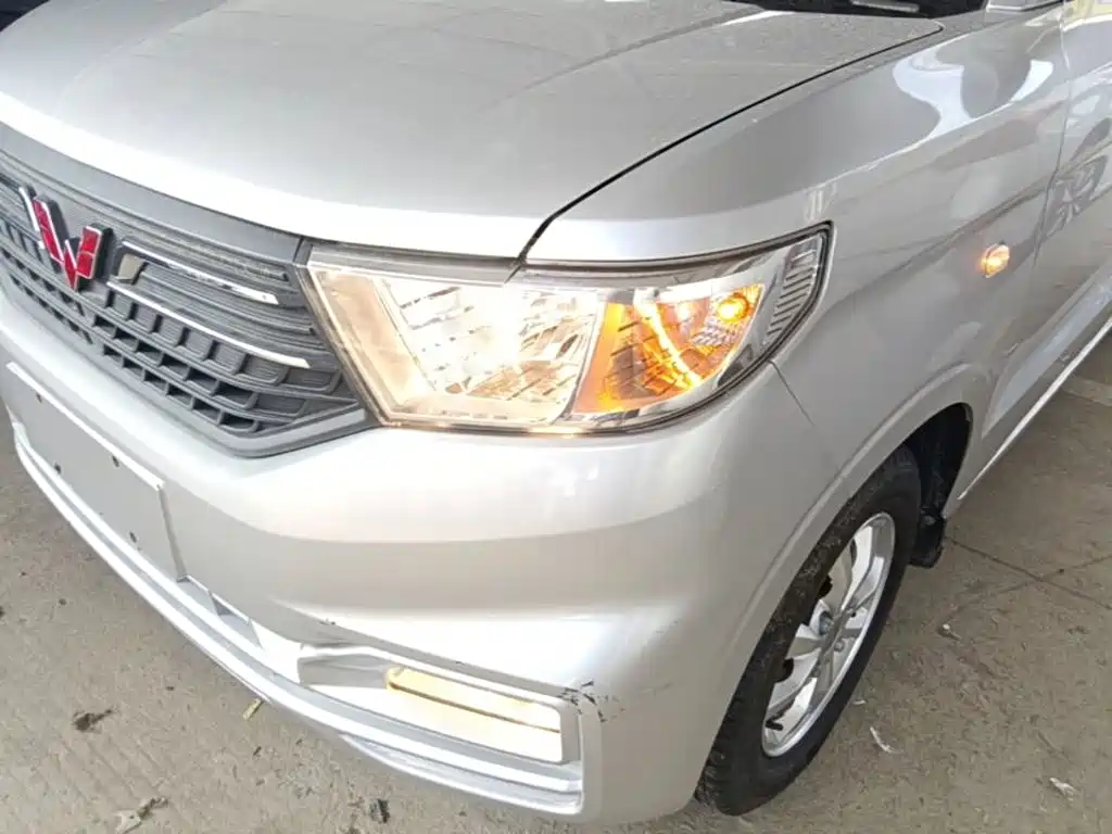 Wuling Hongguang V 2023 — фото 24