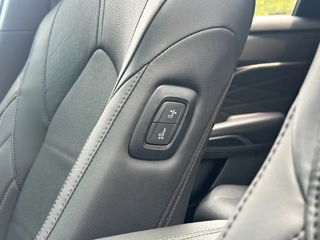 Toyota Avalon 2021 — фото 13